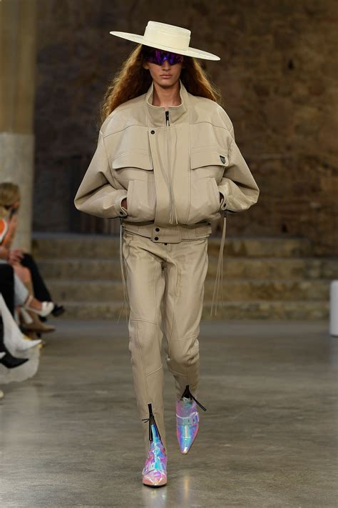 louis vuitton womens ss22|Cruise 2025 Collection Collection for New .